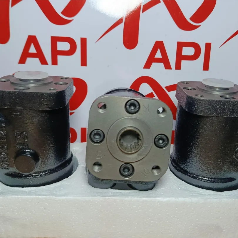 Bót lái xe nâng – Phụ tùng thủy lực quan trọng