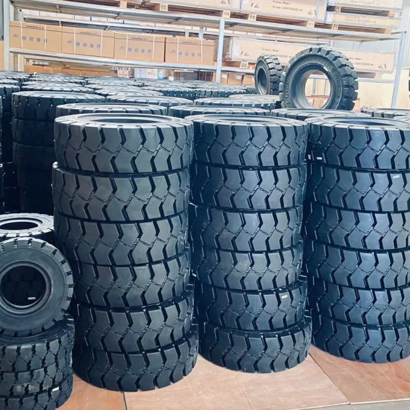 Lốp Đặc Xe Nâng 700-12