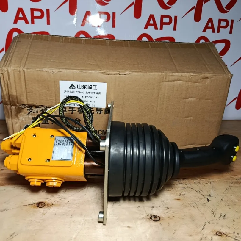 Tay trang xúc lật SDLG