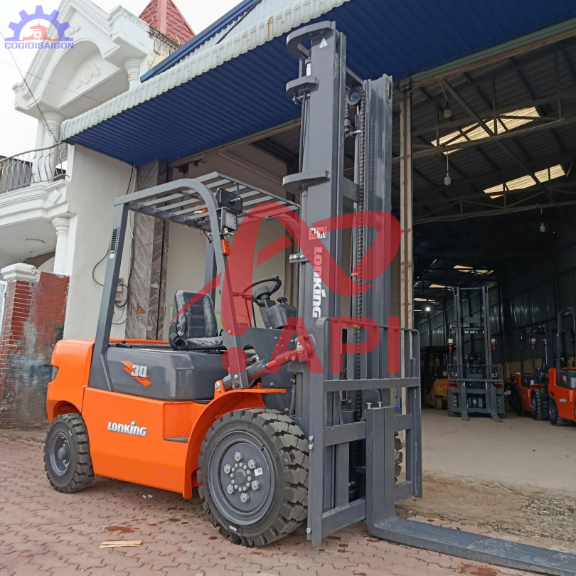 Xe nâng dầu Lonking 3 tấn
